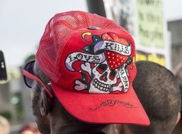 Picture of red Man's hat