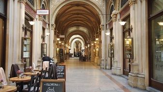 passage the colonnade Vienna City