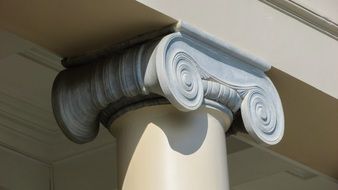 classical roman style columns
