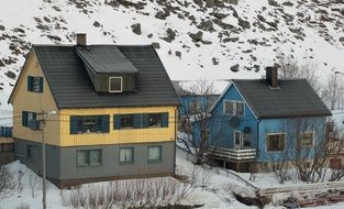 houses in different colors in norway