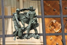 iron sculpture on the grid