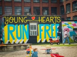 Graffiti young hearts run free