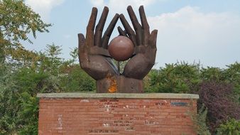 Sculpture in Memento park