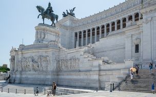 the altar of the fatherland rome