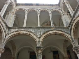 facade of a building in dubrovnik