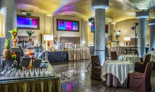 impeccably beautiful Breakfast Room in hotel