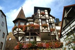 interesting Truss Home