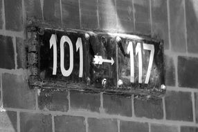 House Numbers 101-117