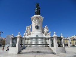 Prasa do Comerciu is the main square of Lisbon