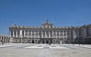 royal palace in madrid