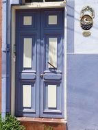 blue house in valparaiso