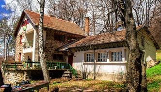 Lodge House