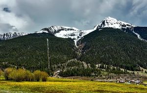 colorado mountains landscape with snow
