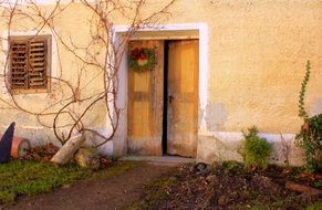 The Entrance To The House Hausfassade