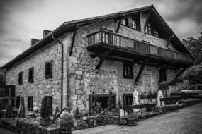 photo of the small mosque in the Basque country