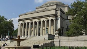 library at columbia university building