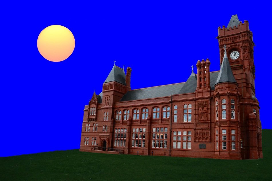 Full Moon and the estate drawing