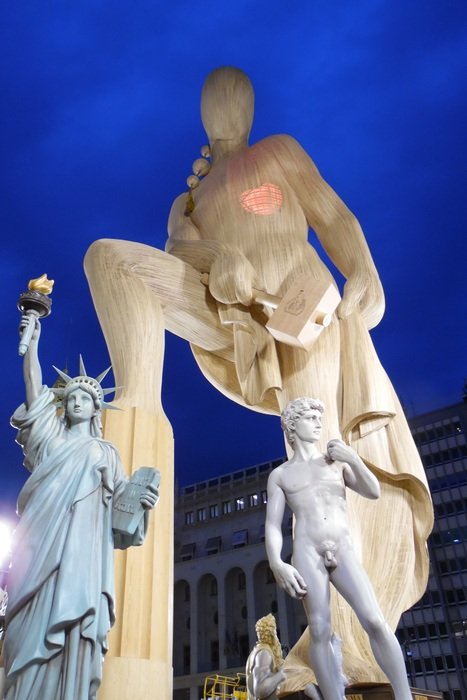 exhibition of sculptures in valencia at night