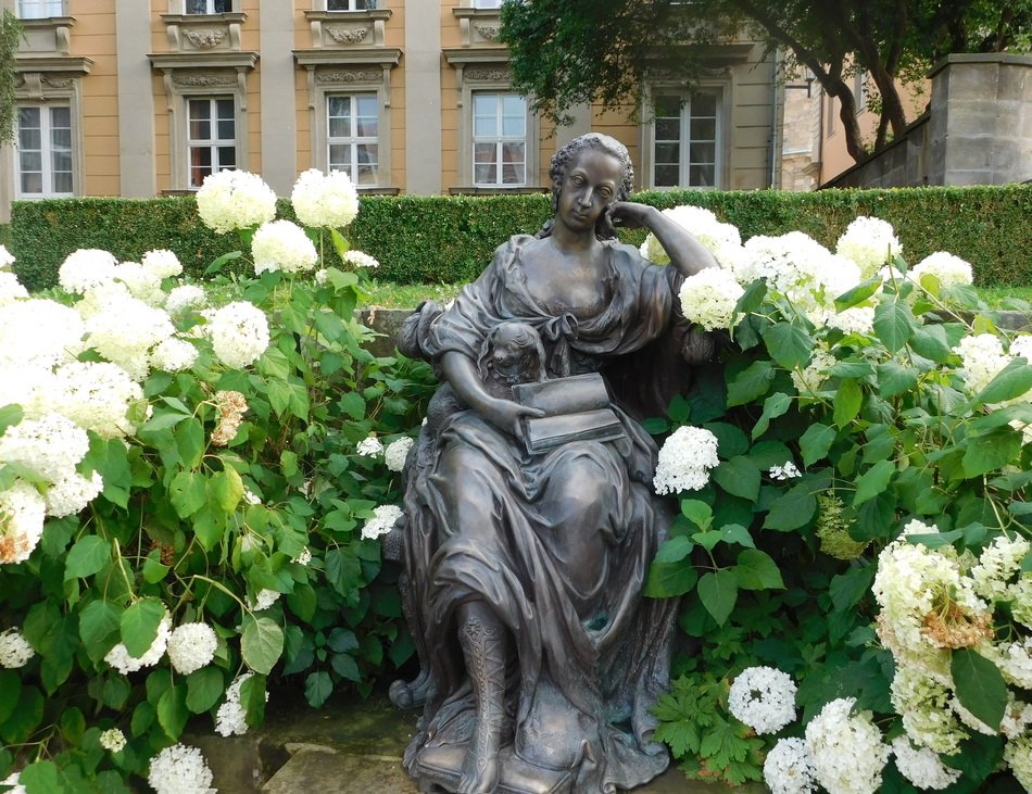 landscape of Bayreuth Sculpture in garden