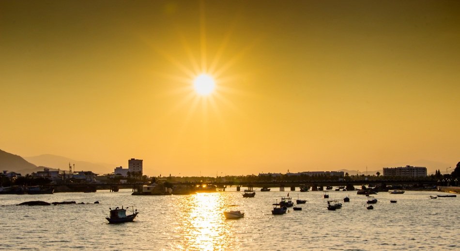 the Hoằng Than sunset