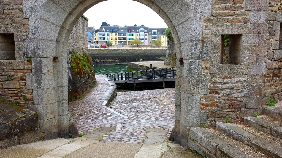 arched entrance to the walled city