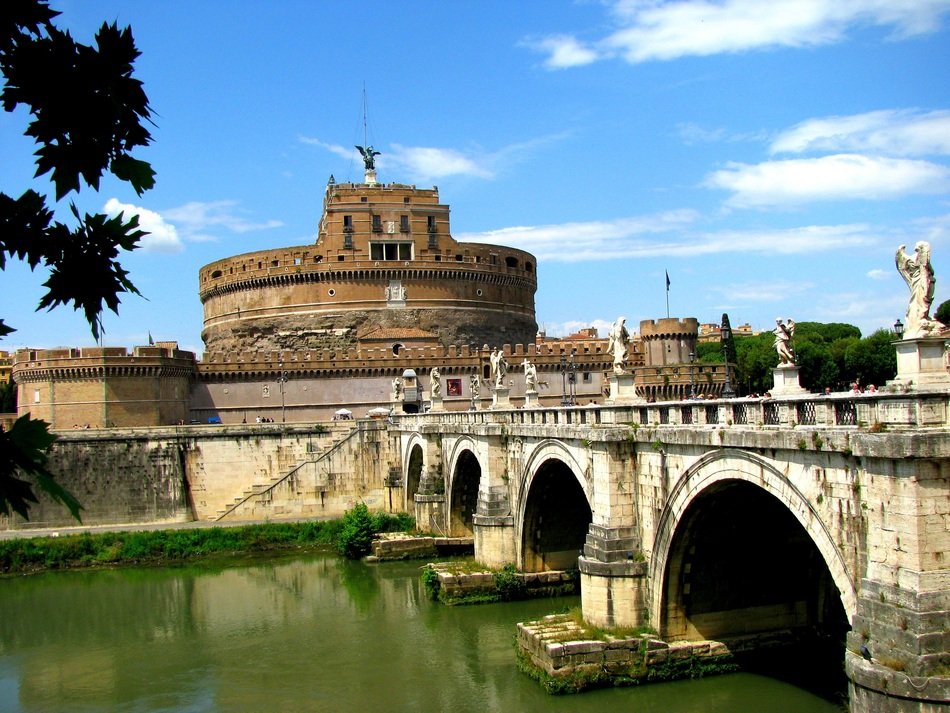 Historical architecture in Rome