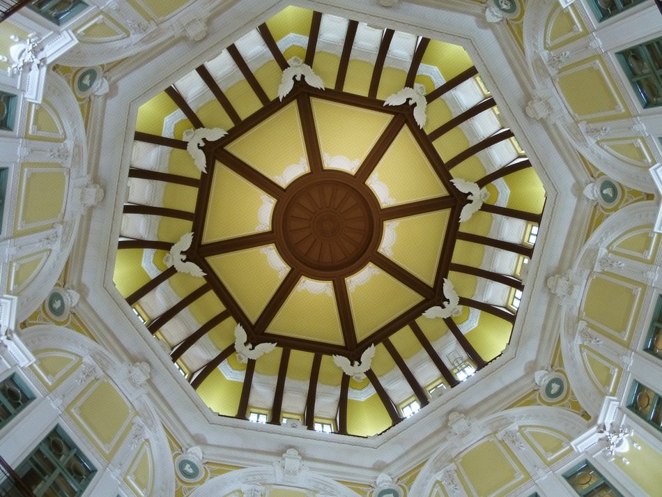 geometric patterns in the interior of the station in Tokyo