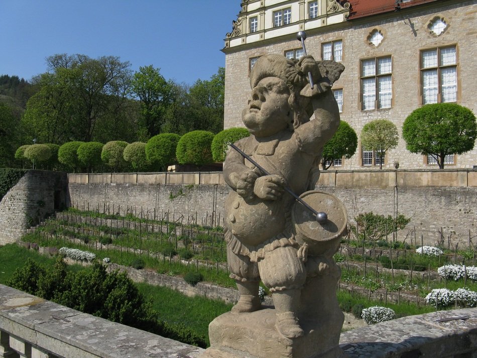 statue of a drummer in a castle garden in Germany