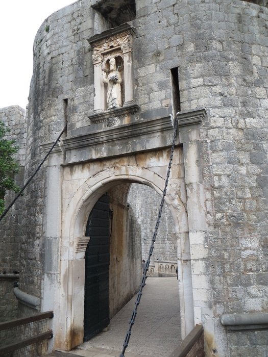 entrance in wall in Dubrovnik