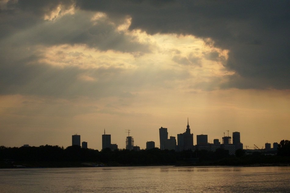 impeccably beautiful Warsaw River