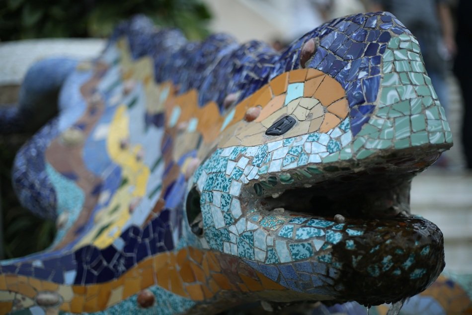 lizard statue in the park