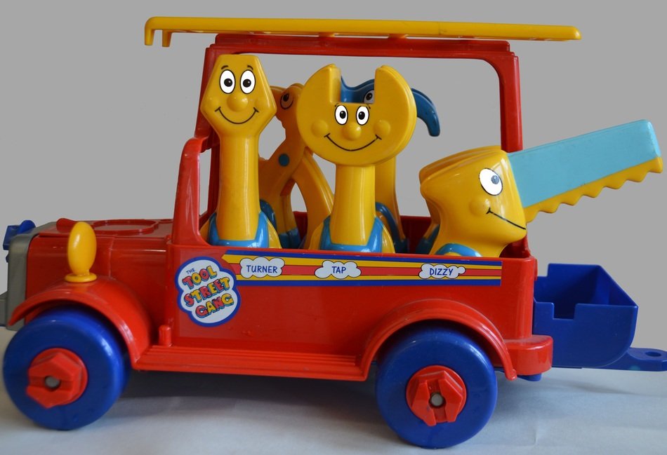 children's fire truck with heroes