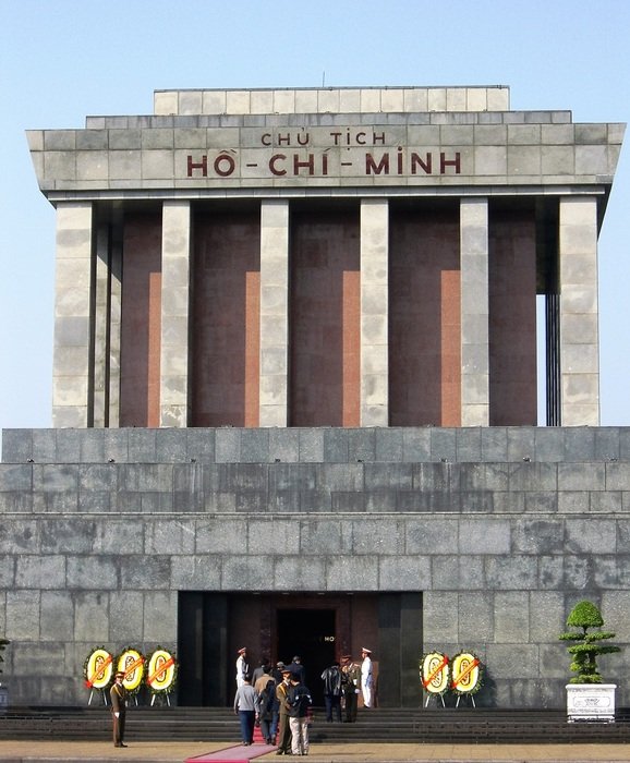 mausoleum in hanoi
