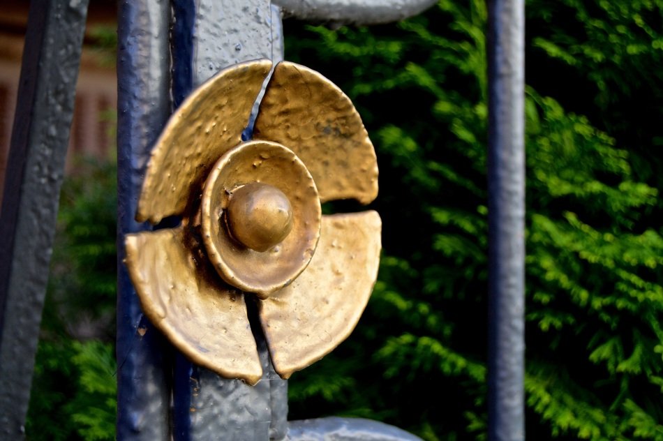 decorated garden fence