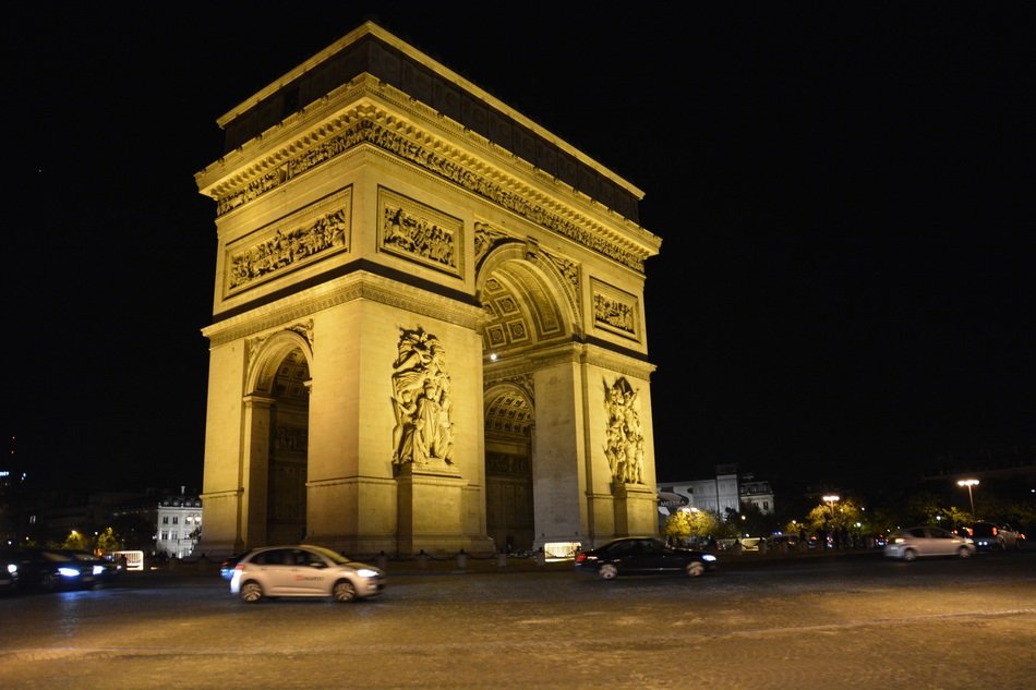 arch in the dark in france