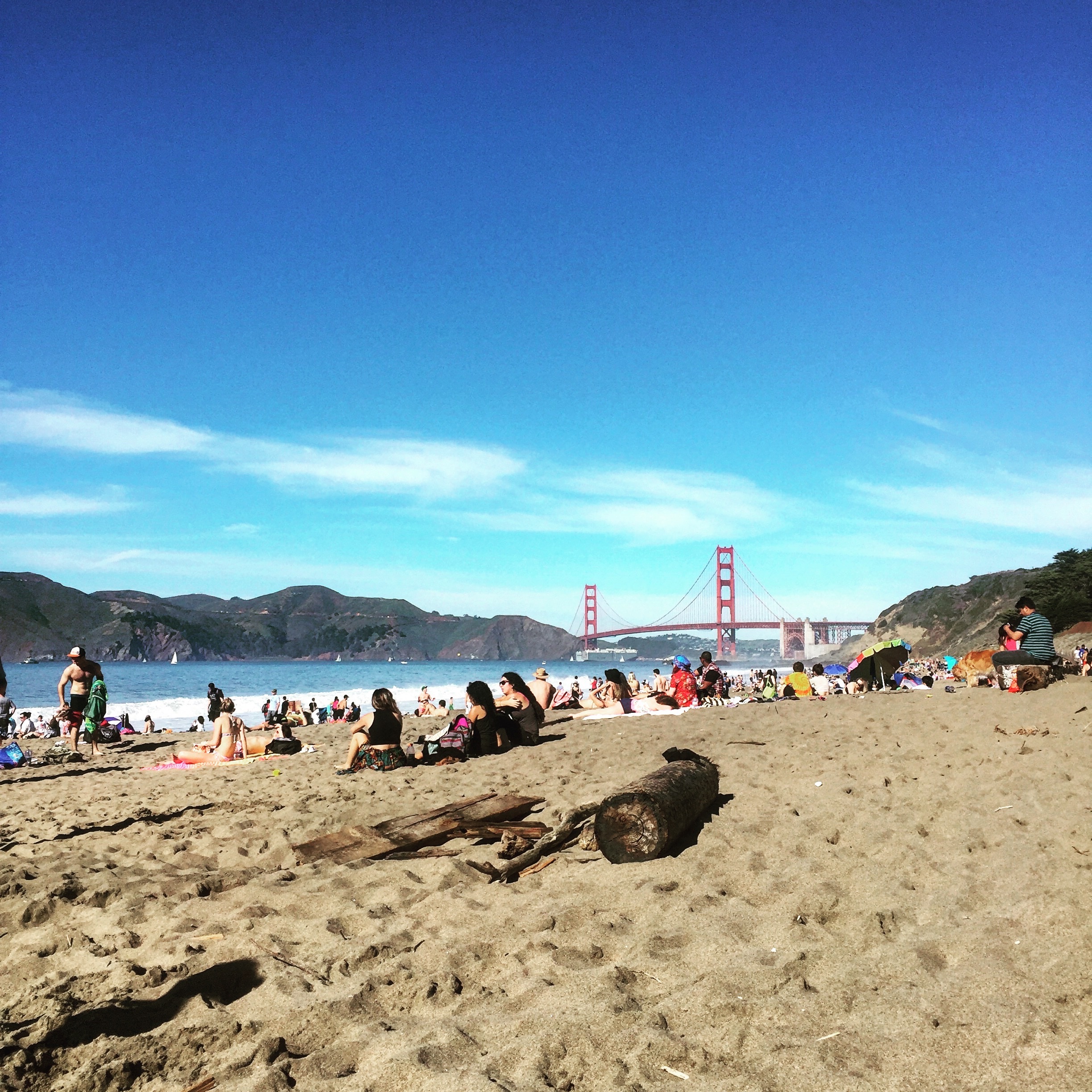 Impeccably beautiful Baker Beach free image download