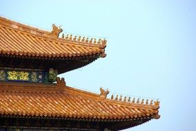 angle of the roof of a beautiful Chinese building