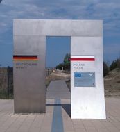 Border statue