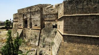 wall of othello castle in famagusta