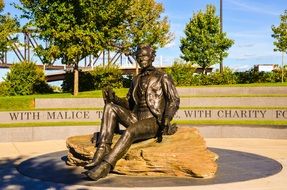 monument to abraham lincoln