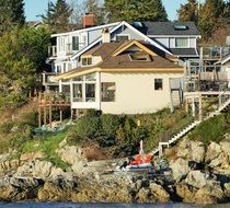 houses on a rocky shore in san diego