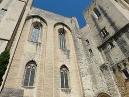 courtyard of palais des papes
