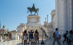 the altar of the fatherland in rome