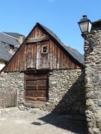 stone houses in spain, Val d'Aran