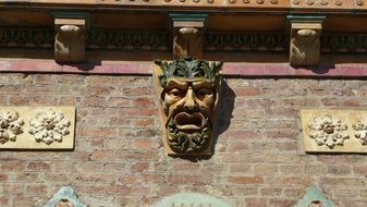 architecture of the Zsolnay