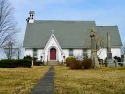 Cemetery in front of a church in Pennsylvania