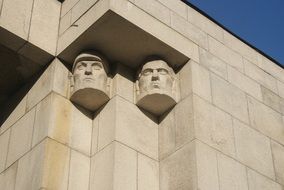 The Monument face