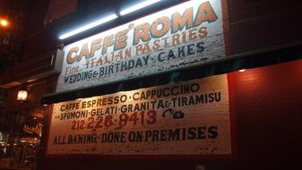 Advertising in mulberry street