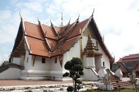 white buddhist temple in Thailand