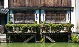 waterfront wooden house in huizhou